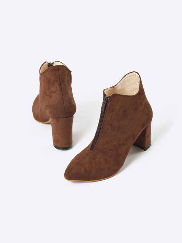 Heeld Suede Ankle Boots - Image 17