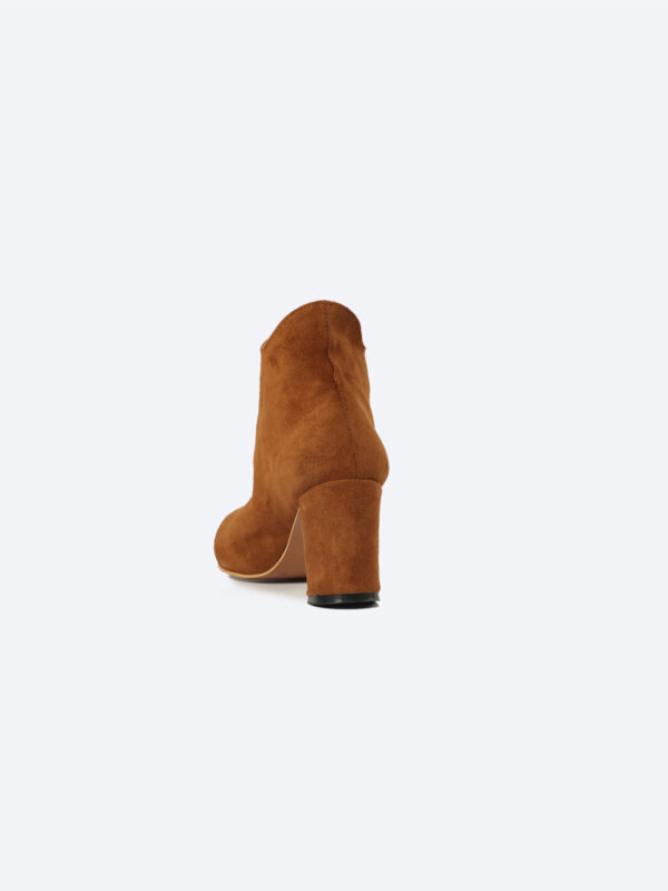 Heeld Suede Ankle Boots - Image 13