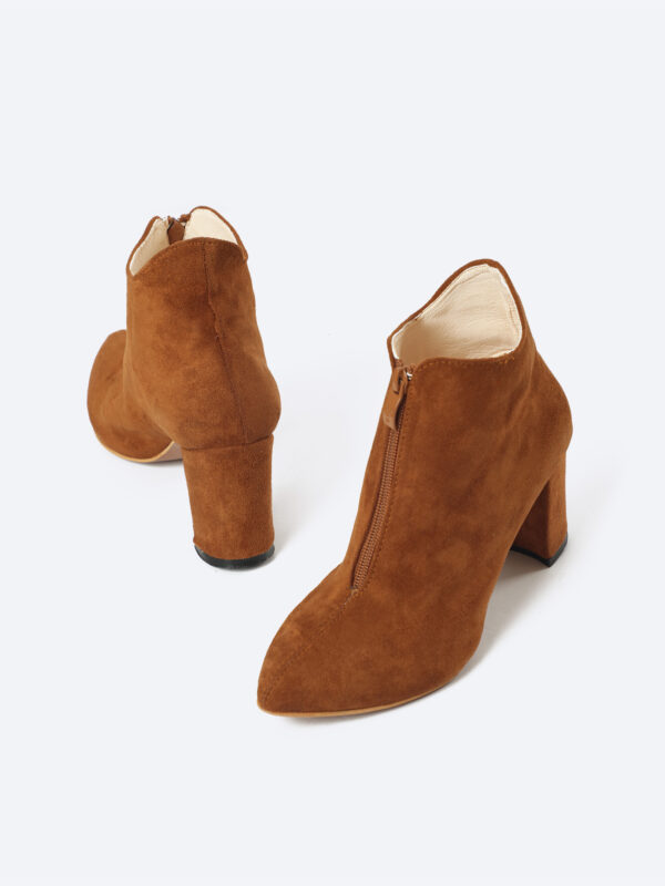 Heeld Suede Ankle Boots - Image 12