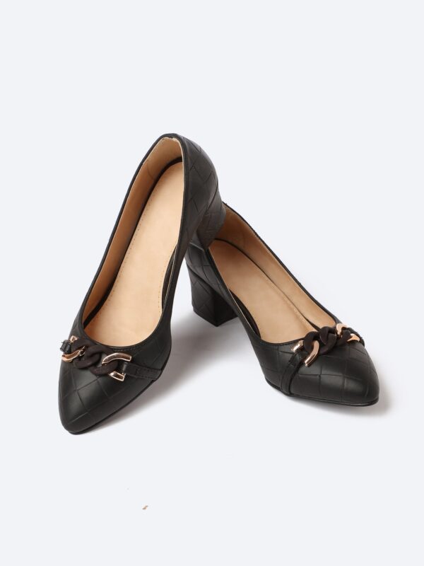 heeled Leather shoes